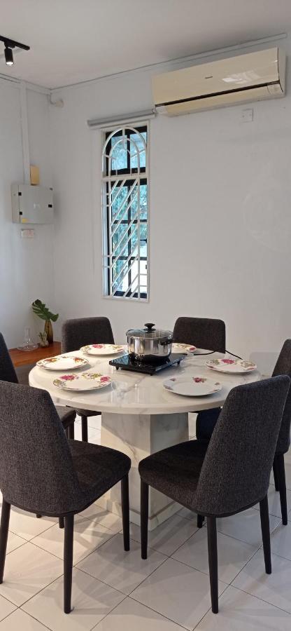 Low Season Promotion! 4B12B Max 19 Pax Party House อิโปห์ ภายนอก รูปภาพ